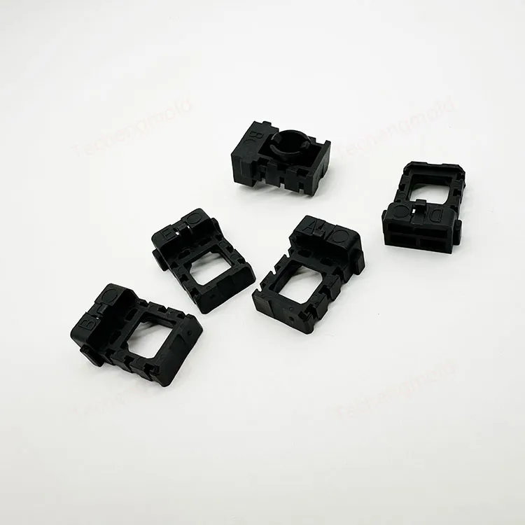 特诚科技PEI精密注塑件实拍 2